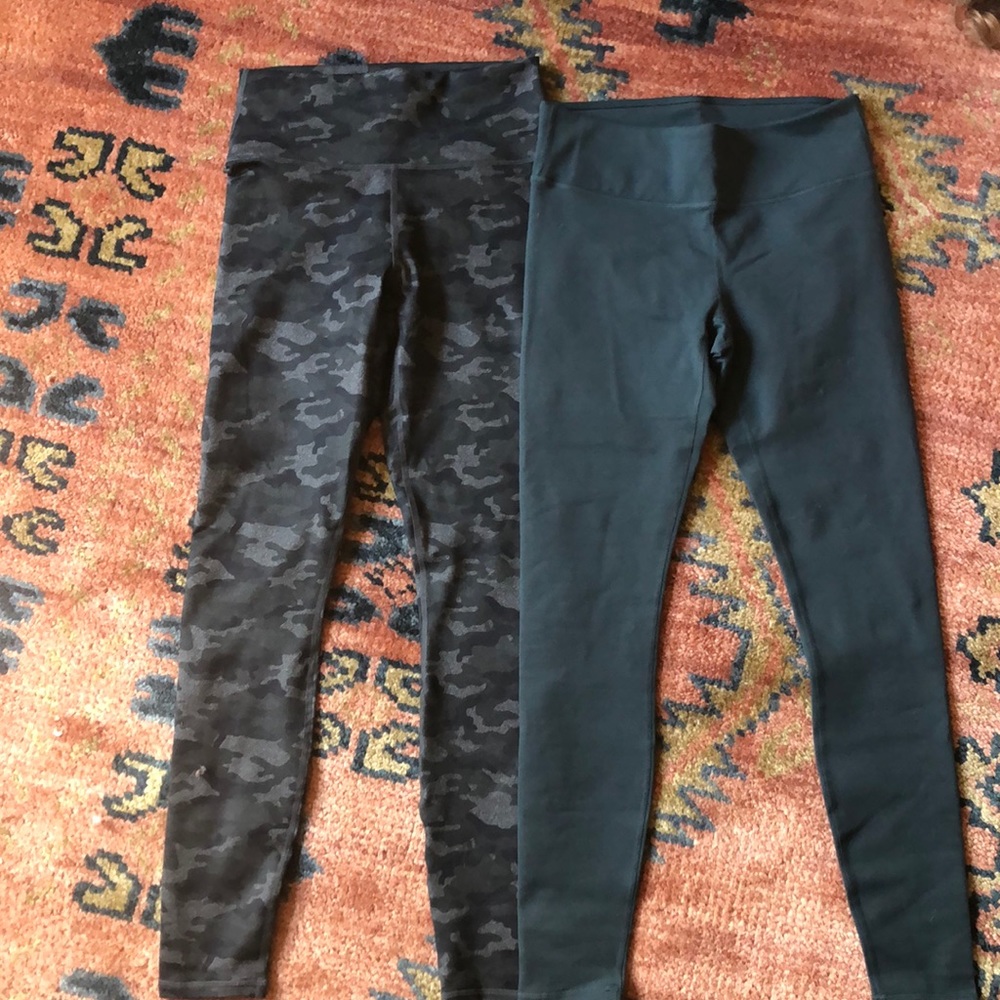 Fabletics Leggings (2 Pair)